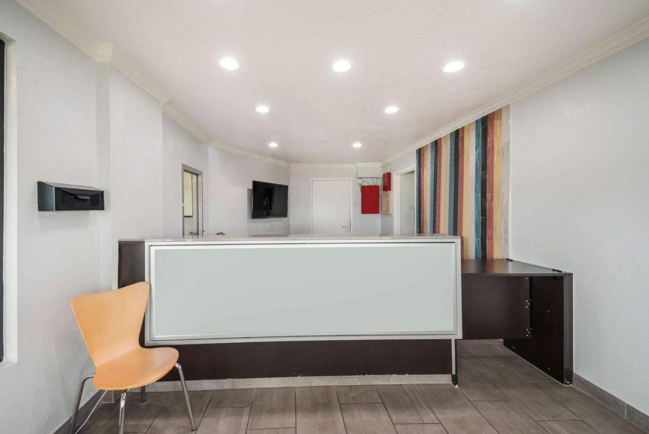 Studio 6 Laredo, Tx - North I-35 מראה חיצוני תמונה